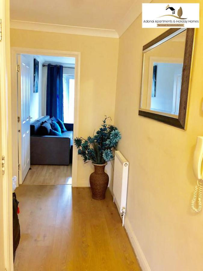 2 Bedroom Apartment At Dagenham , Adonai Serviced Accommodation, Free Wifi And Parking Luaran gambar