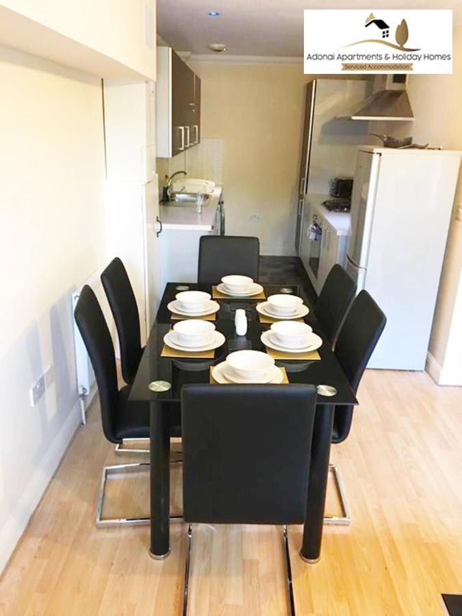2 Bedroom Apartment At Dagenham , Adonai Serviced Accommodation, Free Wifi And Parking Luaran gambar