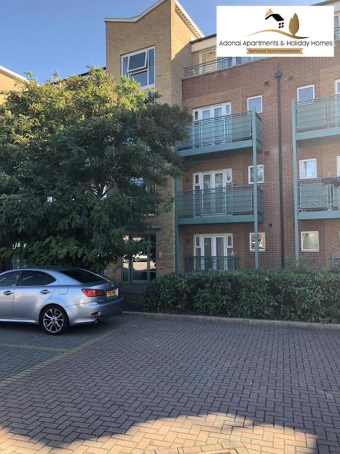 2 Bedroom Apartment At Dagenham , Adonai Serviced Accommodation, Free Wifi And Parking Luaran gambar